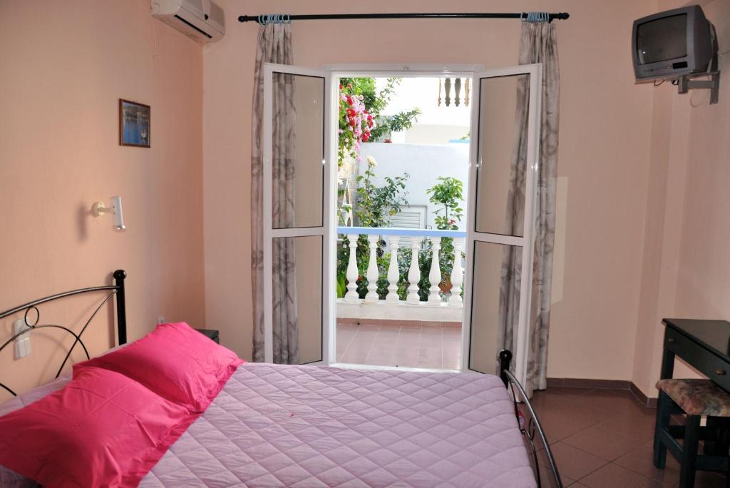 Ilias Studios - Rooms Патитири Номер фото